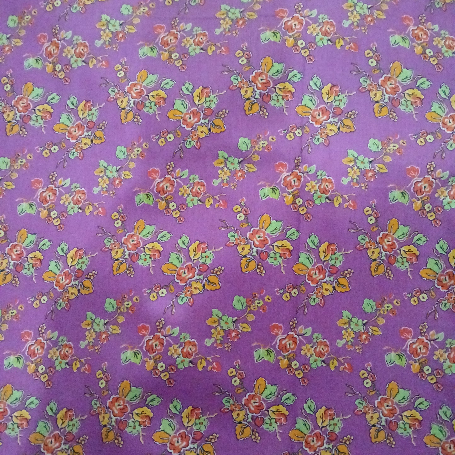 Unstitched Lawn 2 Piece - Design 07 - Essentique