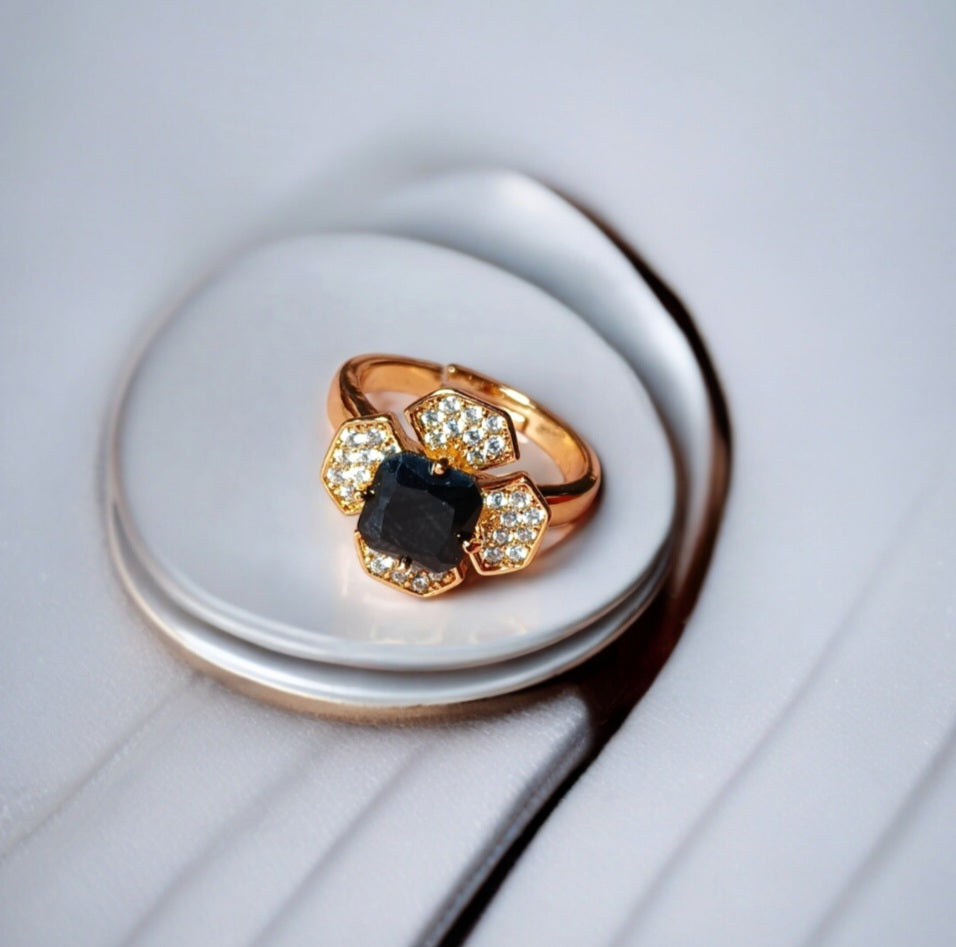 Four Leaf Flower Golden Rings with Square Colored Stones in Adjustable Size - Essentique