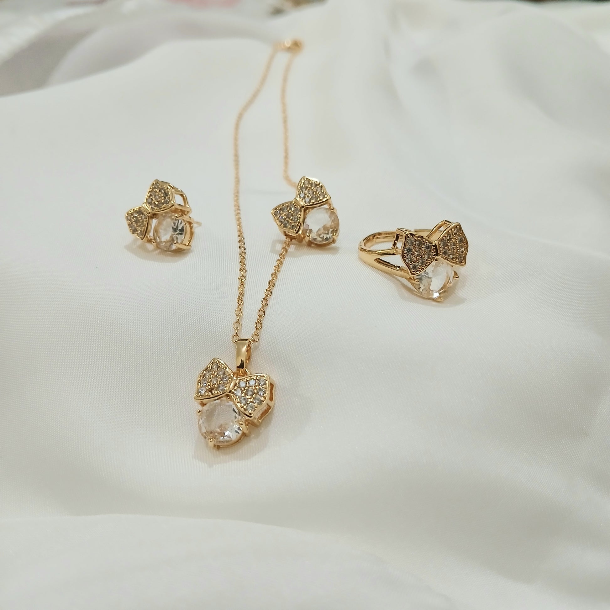 Stylish Golden Pendant Sets with Adjustable Size Ring - Essentique