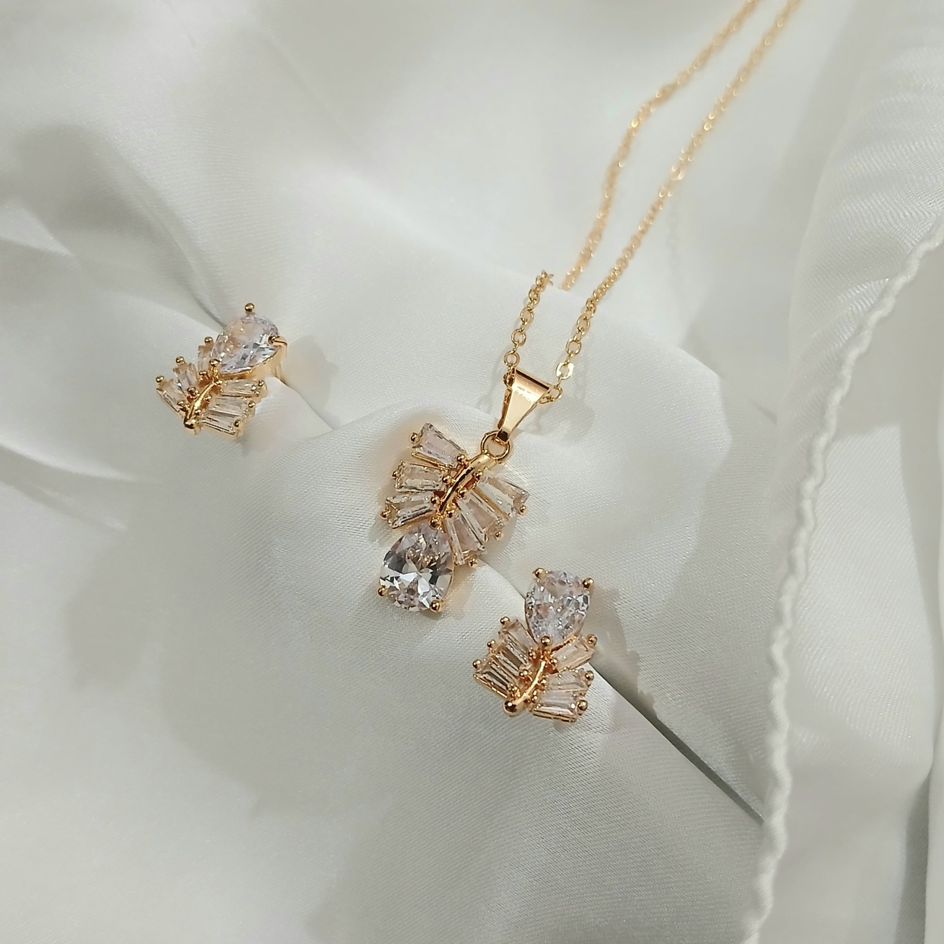 Graceful Golden Zircon Pendant Sets - Essentique