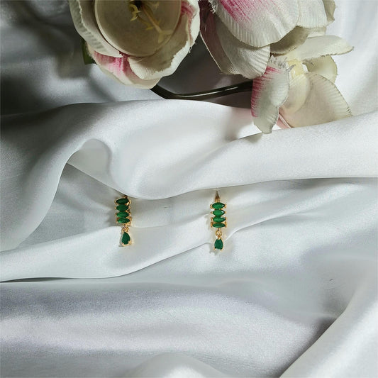 Stylish Golden Earrings with Small Stones - Essentique