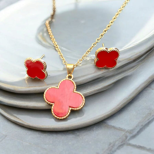 Clover Pendant Set Available in 4 Colors