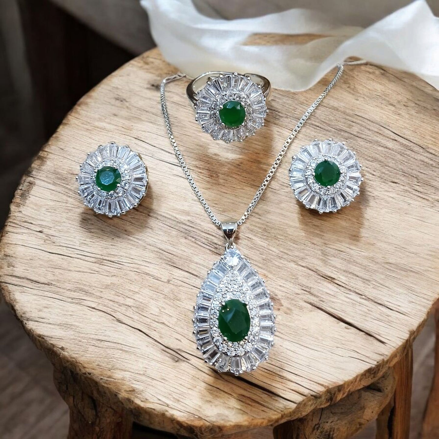 Stylish Silver Pendant Set Available in 2 Colors