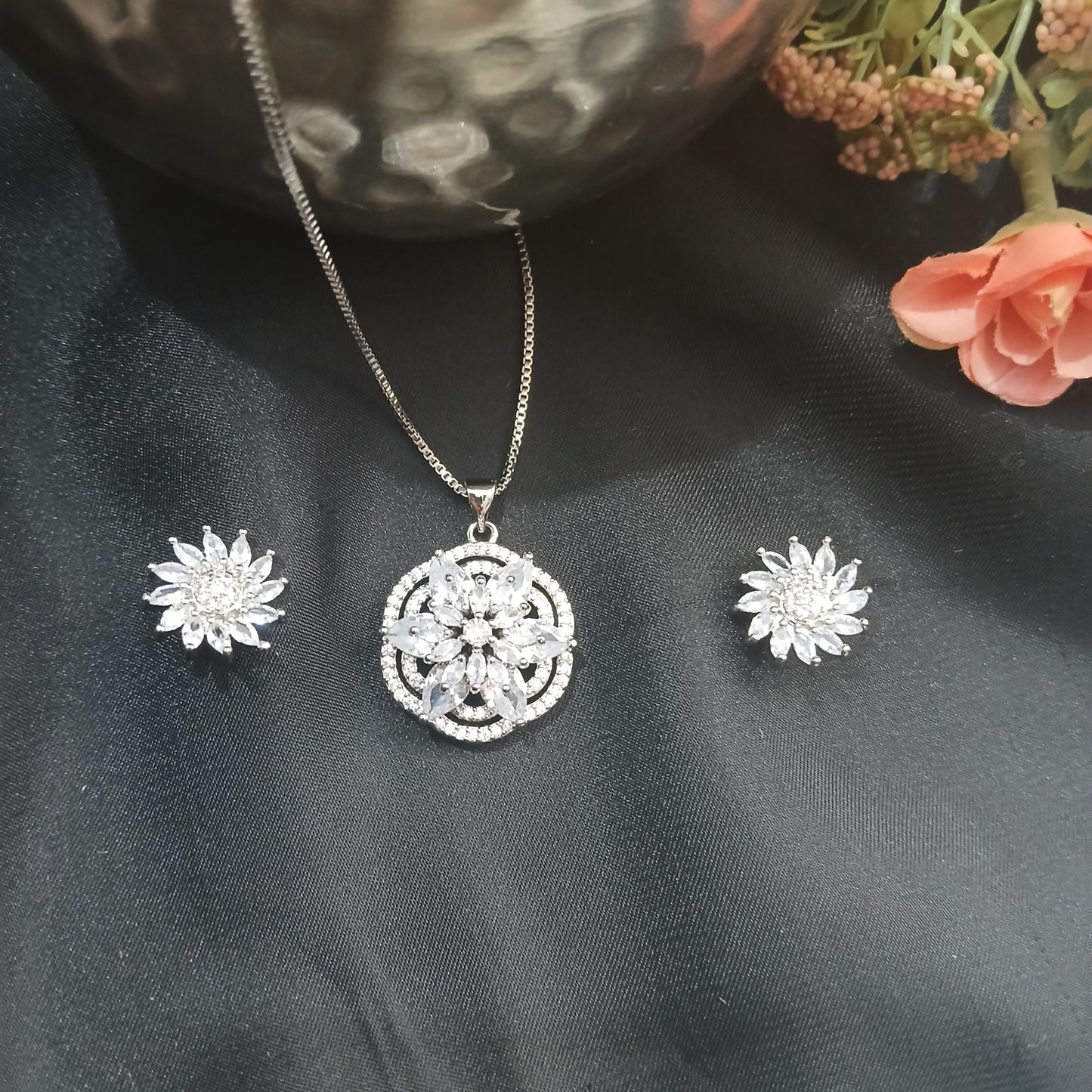 Beautiful Silver Pendant Set Available in 2 Colors