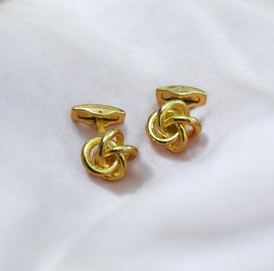 Golden Knot Cufflinks - Essentique